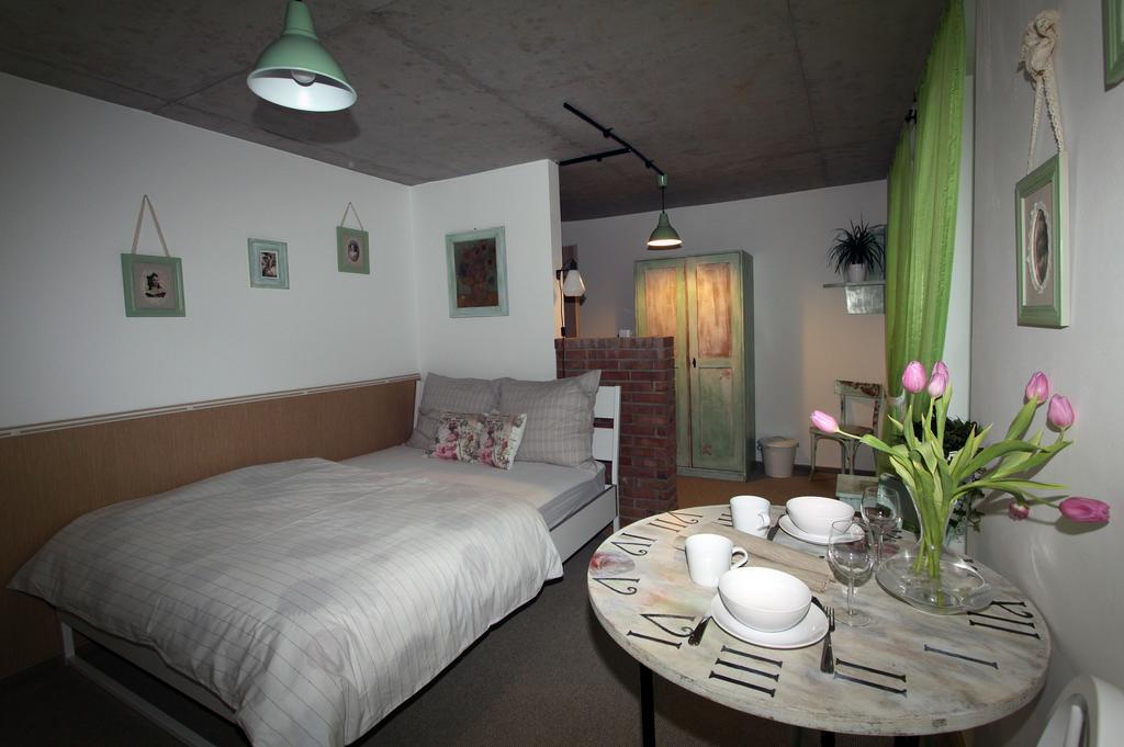 Apartmany U Basty Hlucin Ngoại thất bức ảnh